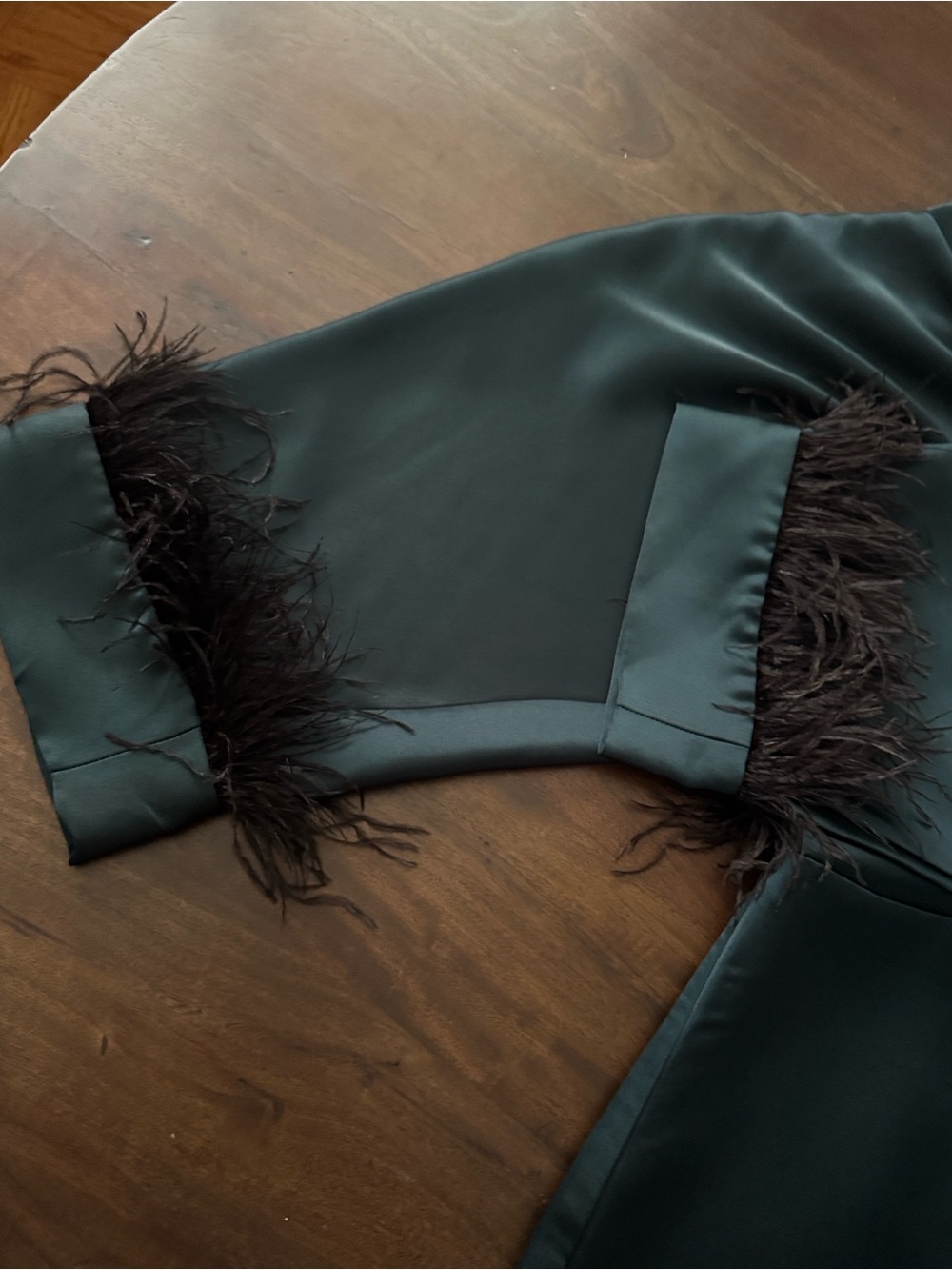 Zara Emerald Satin Mini Dress with Feathers - Med (us 4-6) perfect condition - Picture 7 of 10